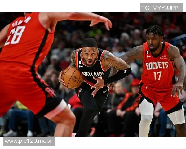 利拉德更新社媒：盛赞三分大赛体验，并与体能师加紧恢复训练